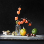 Stilleven met lampionnen, kastanjes en sierappels Stilleven met lampionnen, kastanjes en sierappels