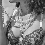 Pearlsshhh... Pearlsshhh...