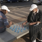 Dammen met flessendopjes Casablanca Dammen met flessendopjes Casablanca