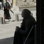 Bedelares bij de kathedraal – Barcelona april 2017 Bedelares bij de kathedraal – Barcelona april 2017