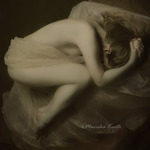 Classical images of woman, inspired by the old masters of the middle ages. In this project its about the magic of woman and the sensual atmossphere in it - I show you the beautiful colours of feminine emotions in our world.