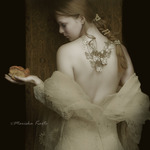 Ambrosia, food or drinks of the Greek gods - Delicate historical portraits