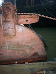 Foto's die het 'opgesloten zijn', het 'niet toereikende', 'niet in verbinding zijnde' van de einzelganger, het ongenaakbare, het eenzame in mij op basale wijze in de symboliek uitdrukken...